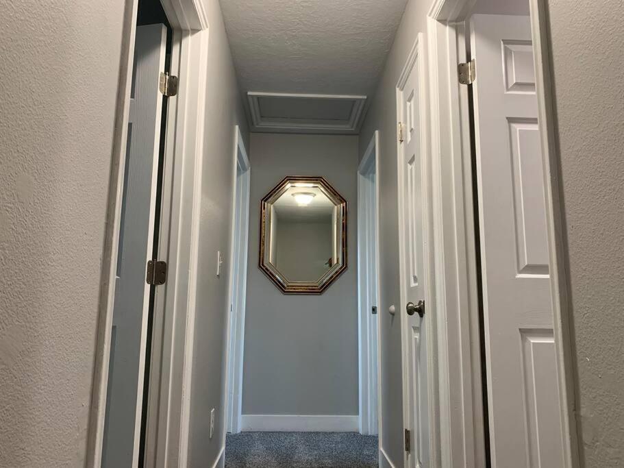 Rooms With A Mountain View Pleasant Grove المظهر الخارجي الصورة